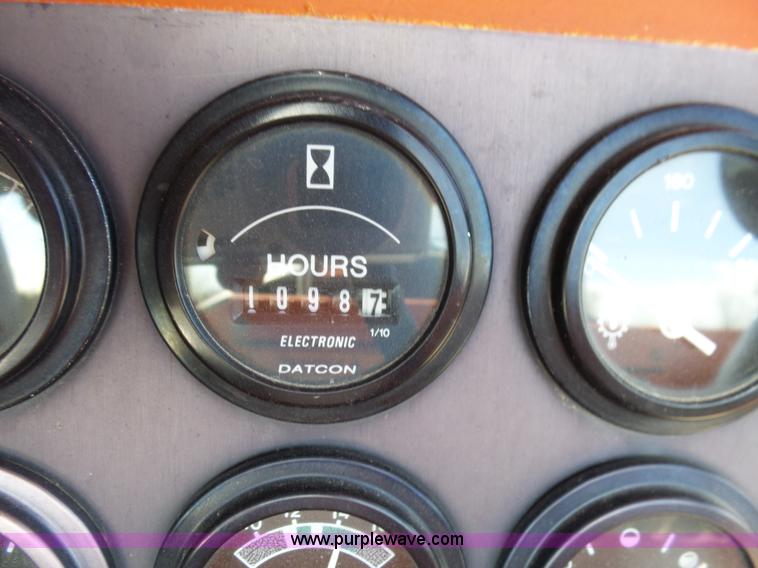 image for item L6259 1999 Bomag BW11RH pneumatic roller