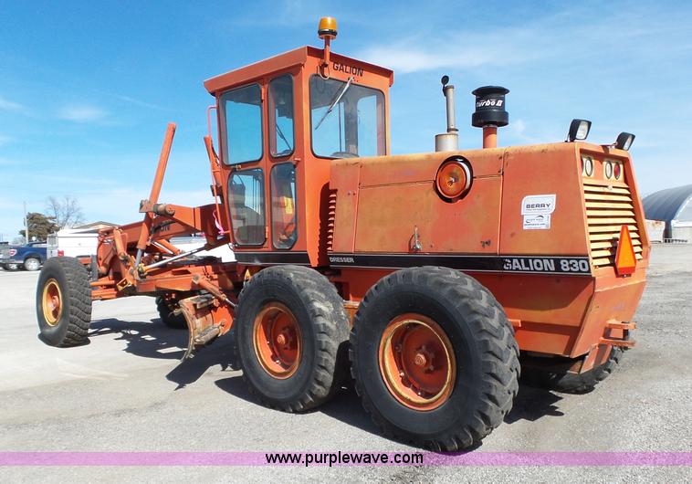 image for item L6260 1994 Galion 830 motor grader