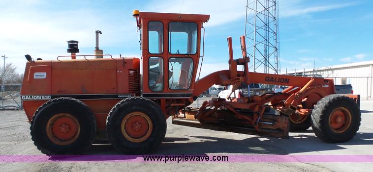 image for item L6260 1994 Galion 830 motor grader