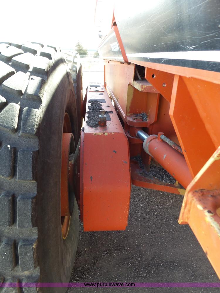 image for item L6260 1994 Galion 830 motor grader