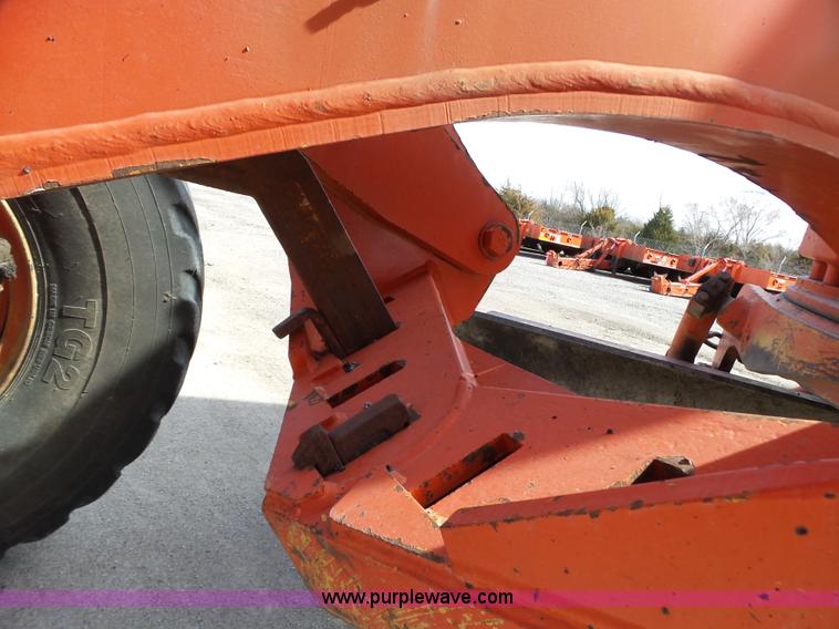 image for item L6261 1995 Galion 830 motor grader