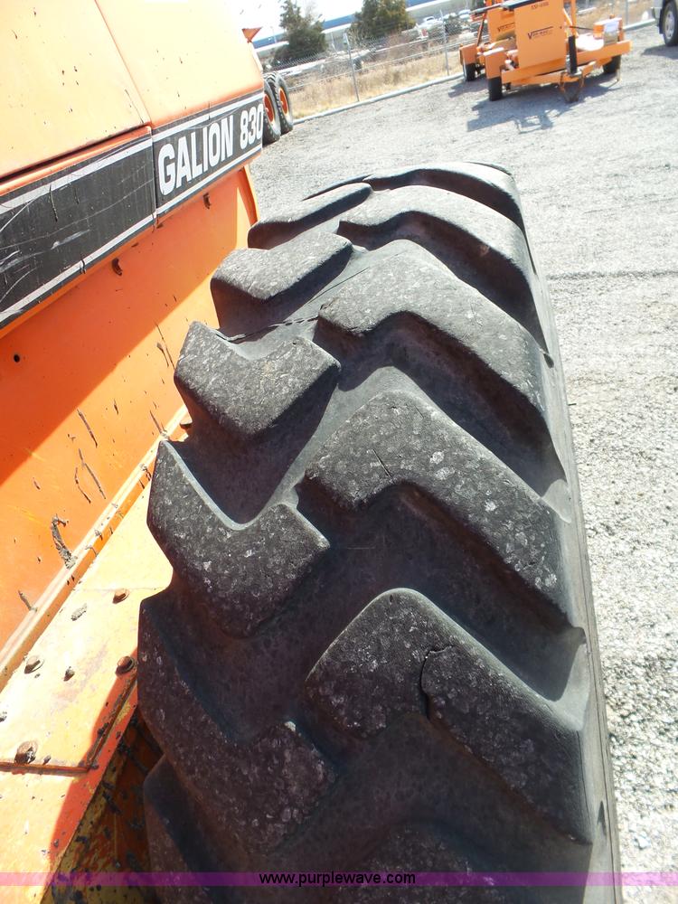 image for item L6261 1995 Galion 830 motor grader