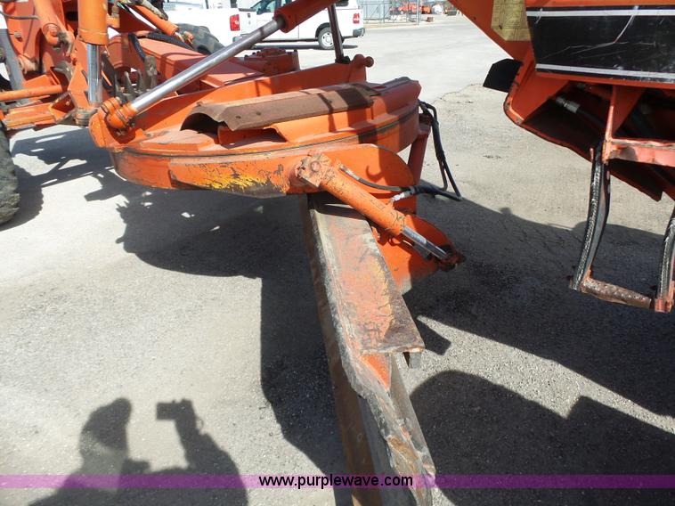 image for item L6261 1995 Galion 830 motor grader