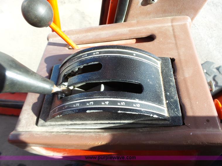 image for item L6261 1995 Galion 830 motor grader