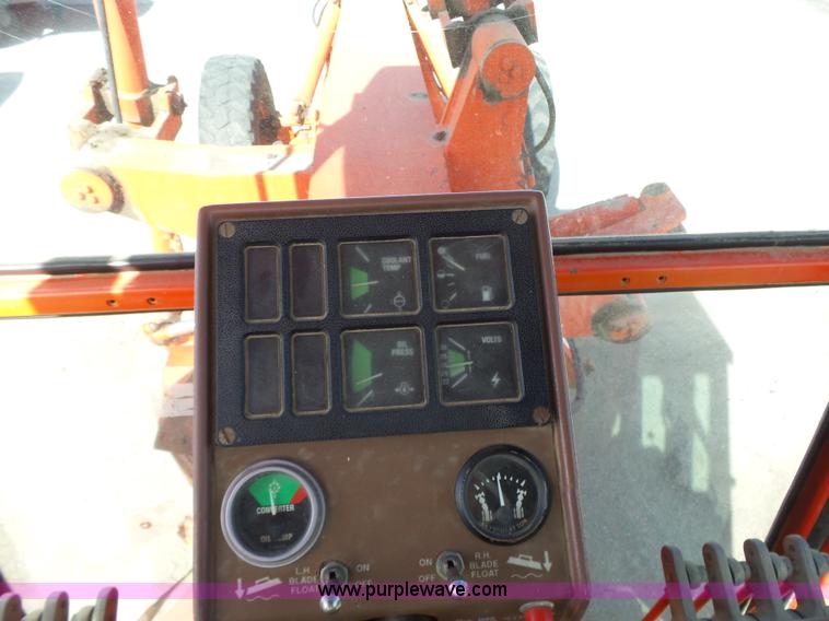 image for item L6261 1995 Galion 830 motor grader