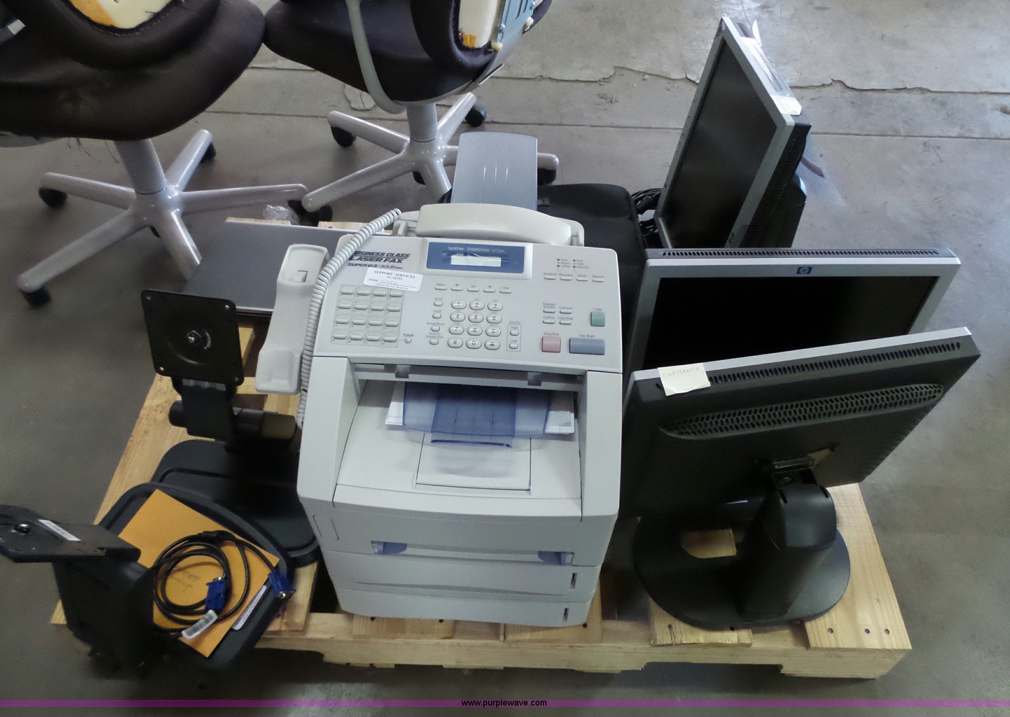 Assorted office supplies in Topeka, KS Item BT9329 sold Purple Wave