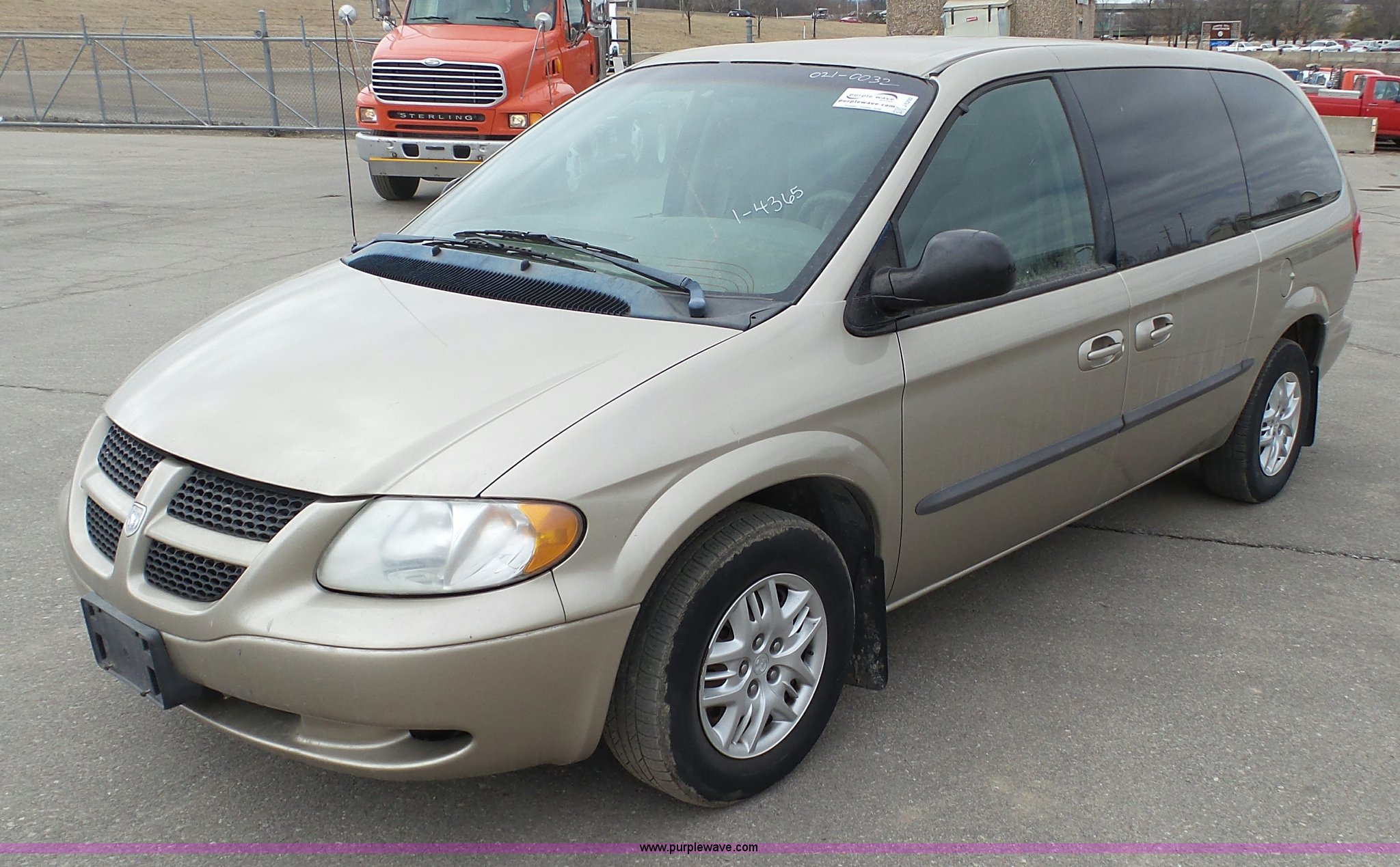 dodge caravan sport 2002