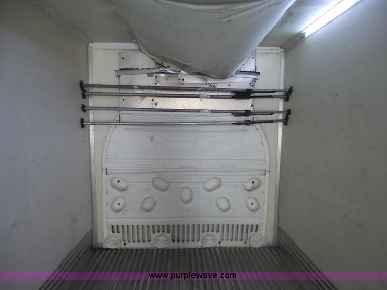 image for item AL9223 2005 Great Dane TR refrigerated trailer