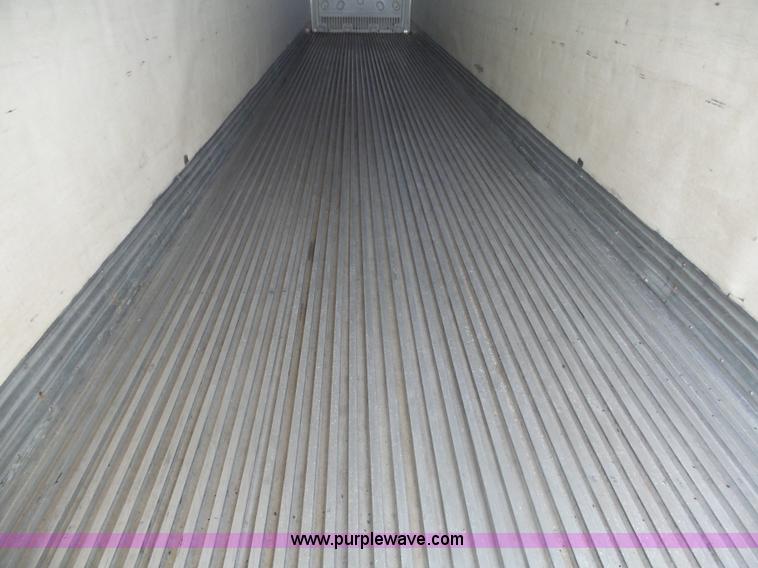 image for item AL9223 2005 Great Dane TR refrigerated trailer
