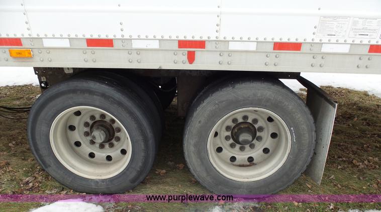 image for item AL9223 2005 Great Dane TR refrigerated trailer