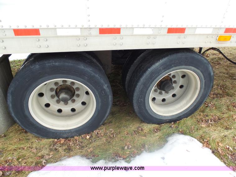 image for item AL9223 2005 Great Dane TR refrigerated trailer