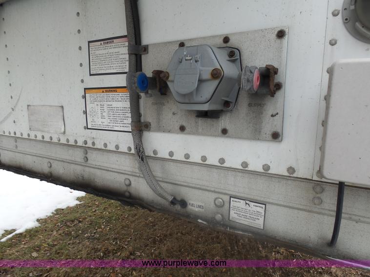 image for item AL9223 2005 Great Dane TR refrigerated trailer