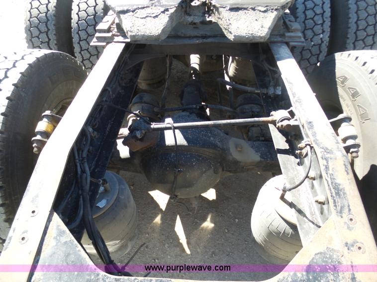 image for item AX9236 2006 Western Star 4900EX semi truck