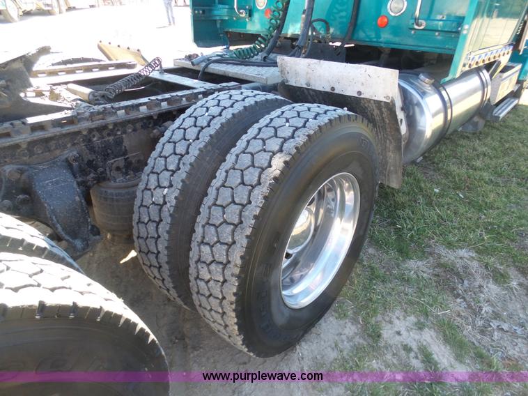 image for item AX9236 2006 Western Star 4900EX semi truck