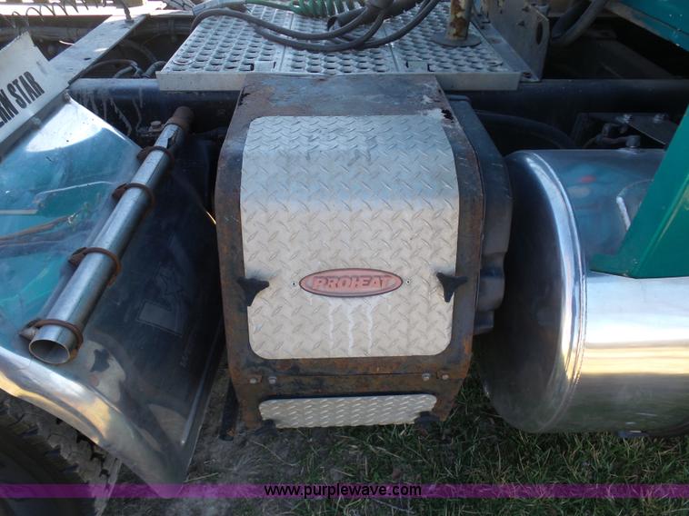 image for item AX9236 2006 Western Star 4900EX semi truck