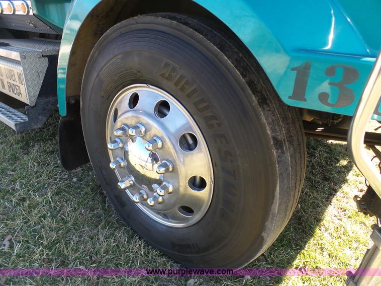 image for item AX9236 2006 Western Star 4900EX semi truck