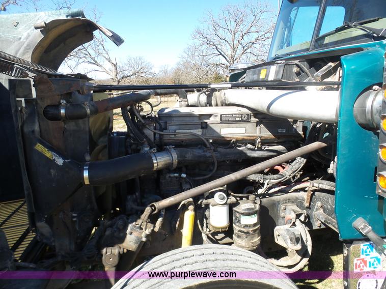 image for item AX9236 2006 Western Star 4900EX semi truck