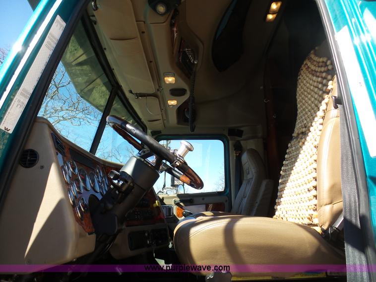 image for item AX9236 2006 Western Star 4900EX semi truck