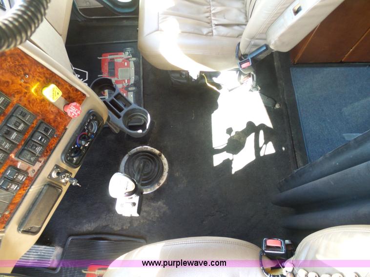 image for item AX9236 2006 Western Star 4900EX semi truck