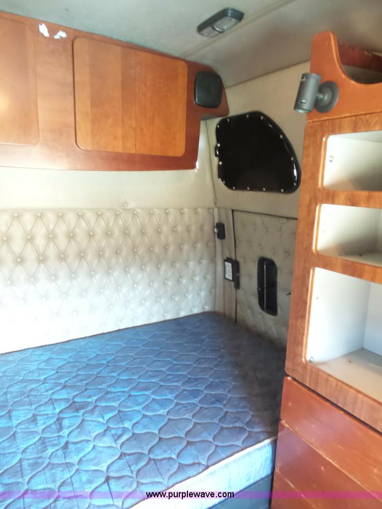 image for item AX9236 2006 Western Star 4900EX semi truck