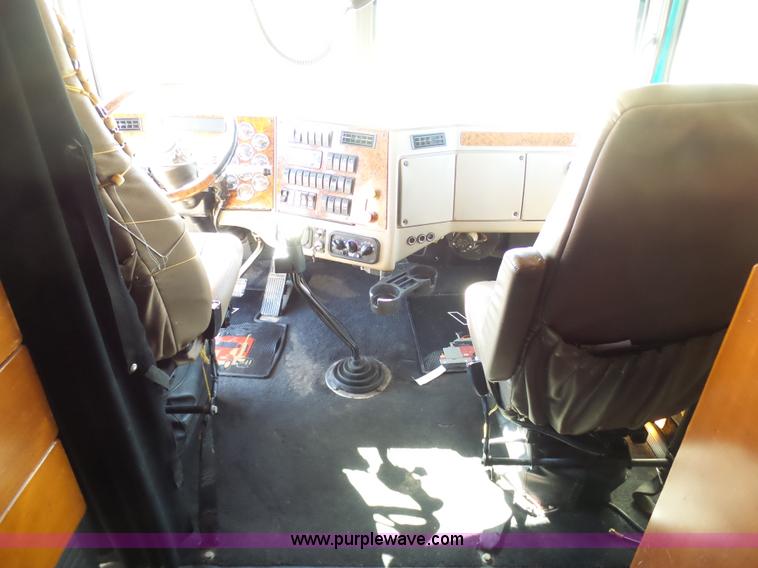 image for item AX9236 2006 Western Star 4900EX semi truck