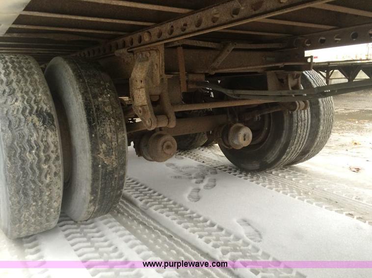 image for item E1894 1990 Strick dry van trailer