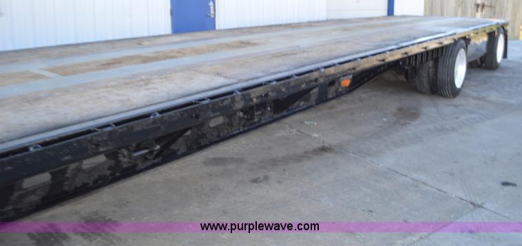image for item I2751 1993 Trail King drop deck trailer