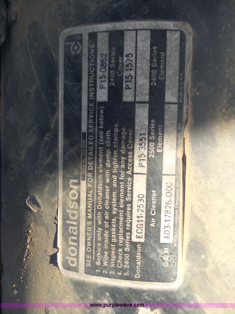 image for item J1254 1993 Freightliner FLD semi truck