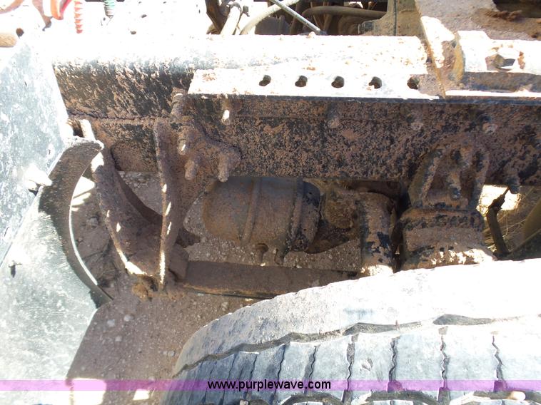 image for item J1259 2006 International 9400i semi truck