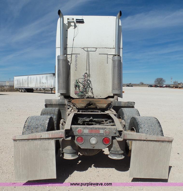 image for item J1262 1998 Freightliner Century Class semi truck