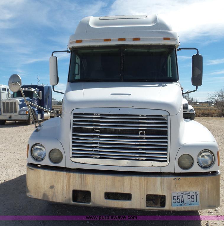 image for item J1262 1998 Freightliner Century Class semi truck