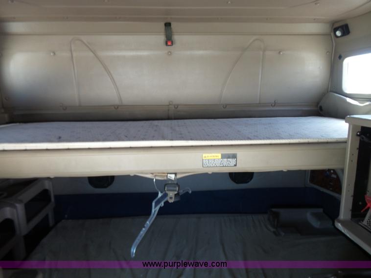 image for item J1264 2007 International 9400i semi truck