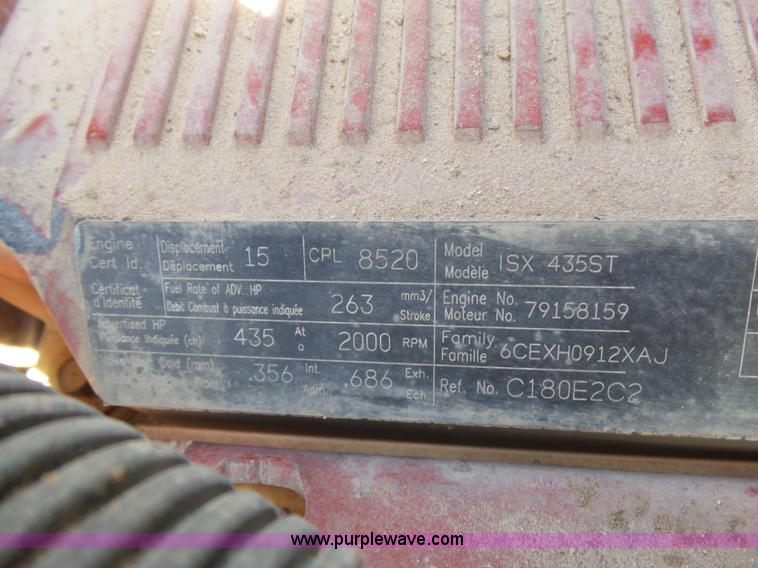 image for item J1264 2007 International 9400i semi truck