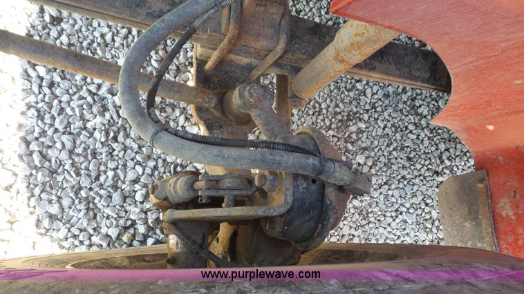 image for item J4703 2001 International Eagle 9400i semi truck