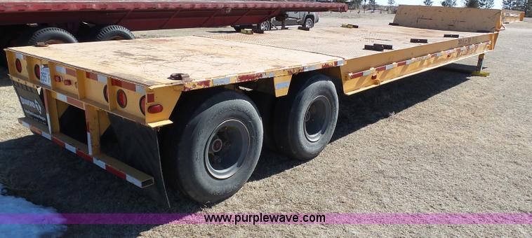 image for item J6233 1986 Birmingham drop deck trailer
