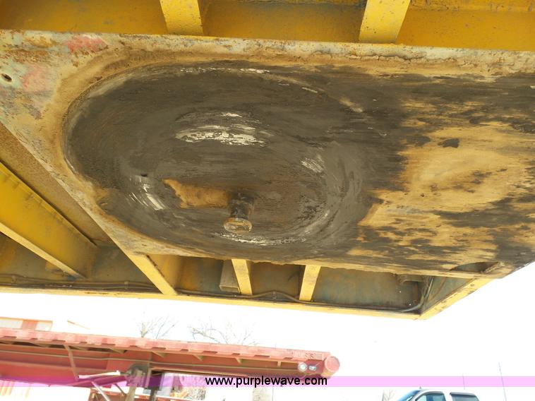 image for item J6233 1986 Birmingham drop deck trailer