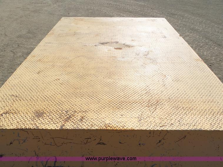 image for item J6233 1986 Birmingham drop deck trailer