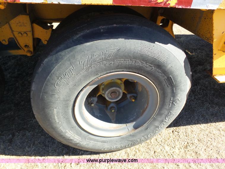 image for item J6233 1986 Birmingham drop deck trailer