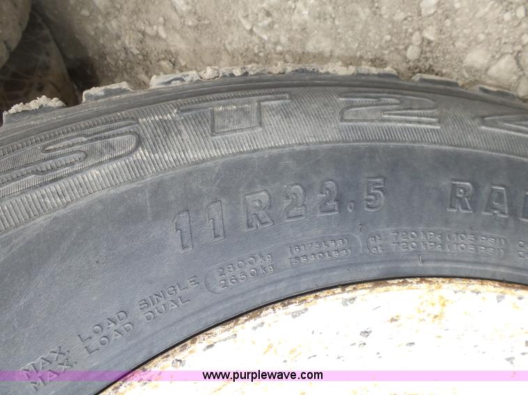 image for item J8849 1992 Freightliner FLD semi truck