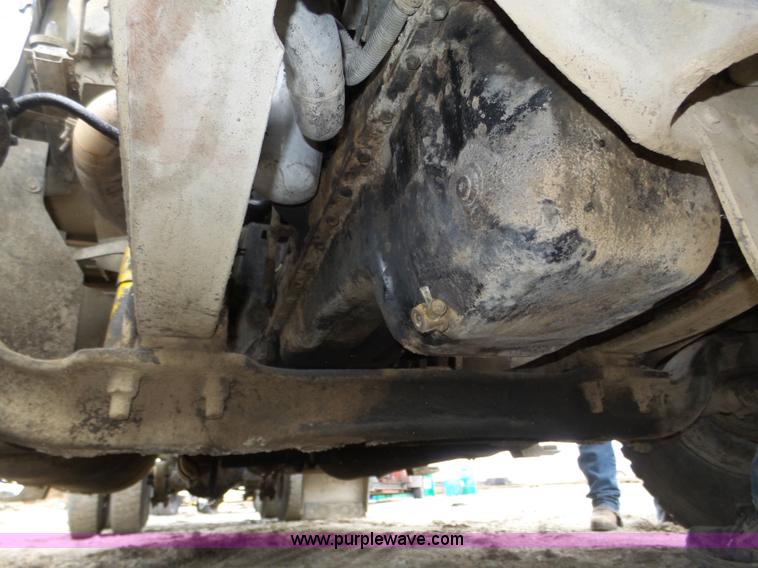 image for item J8850 1996 Freightliner FLD semi truck