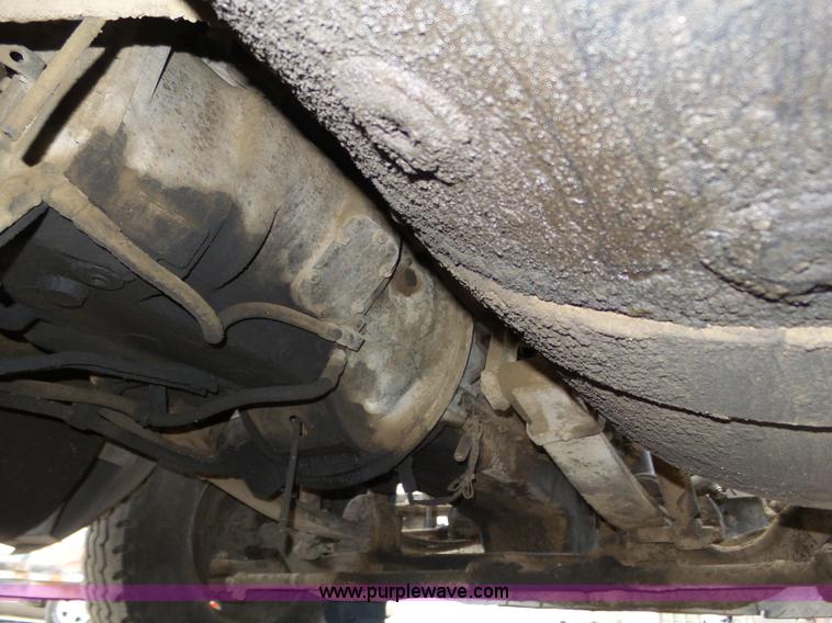 image for item J8850 1996 Freightliner FLD semi truck