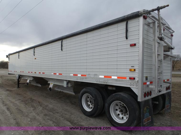 image for item J8912 2010 Timpte Super Hopper double hopper grain trailer
