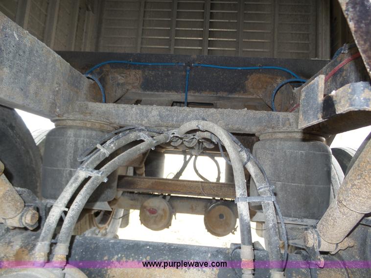 image for item J8912 2010 Timpte Super Hopper double hopper grain trailer