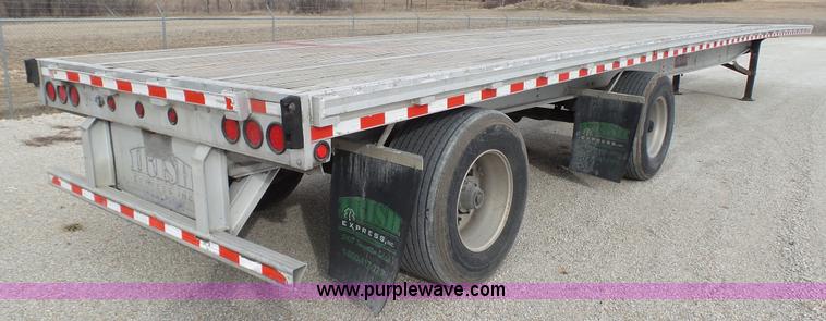 image for item K5009 2008 Chaparral flatbed trailer