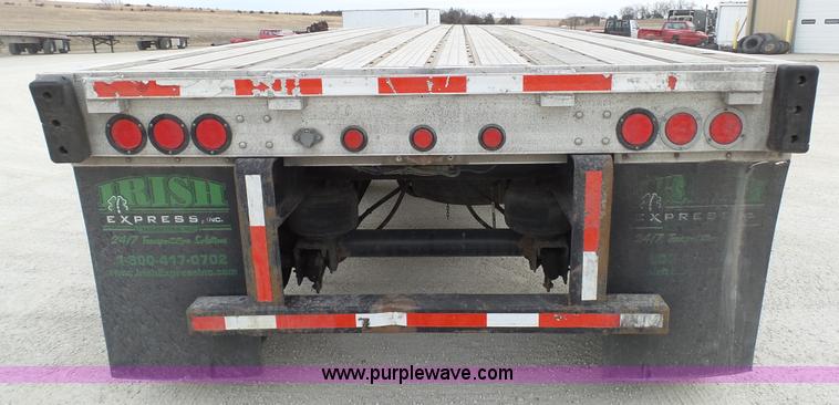 image for item K5010 2007 Transcraft Eagle II flatbed trailer