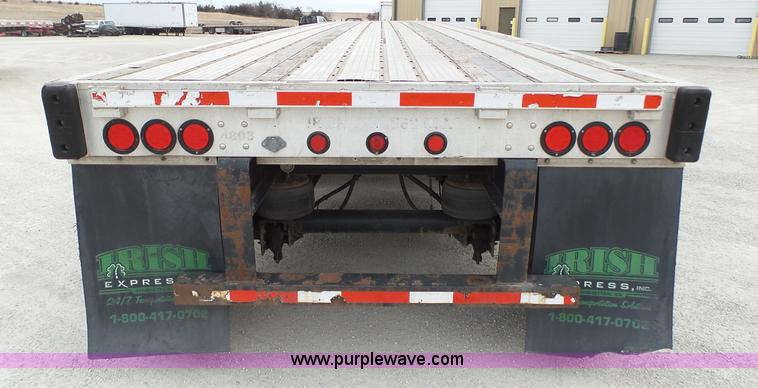 image for item K5011 2007 Transcraft Eagle II flatbed trailer