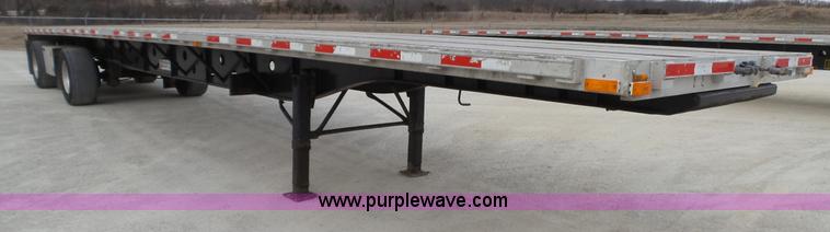 image for item K5011 2007 Transcraft Eagle II flatbed trailer