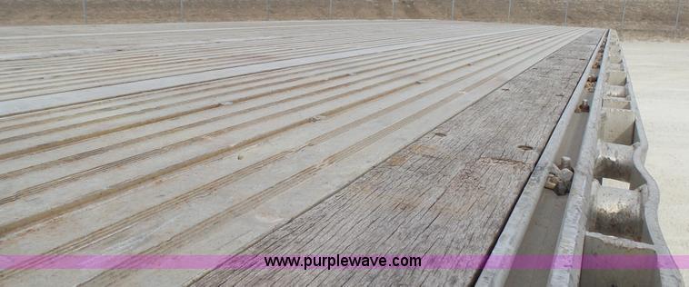 image for item K5012 2008 Chaparral flatbed trailer