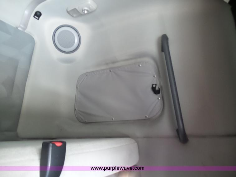 image for item K5759 2012 Volvo VNL semi truck