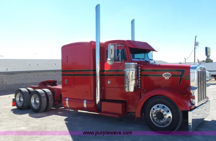image for item K5761 1993 Peterbilt 379 semi truck